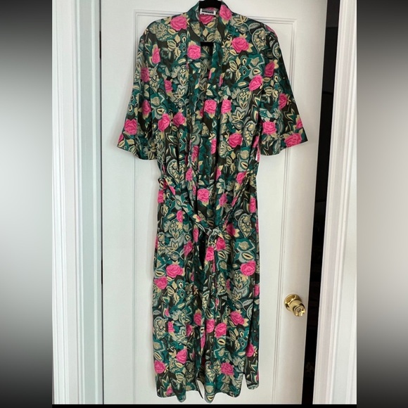 Floral kimono robe with sash - Picture 2 of 5